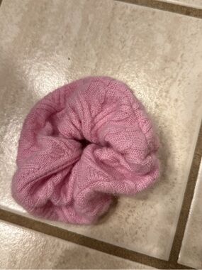 Pink Cable-Knit Scrunchie - Women Accessories
